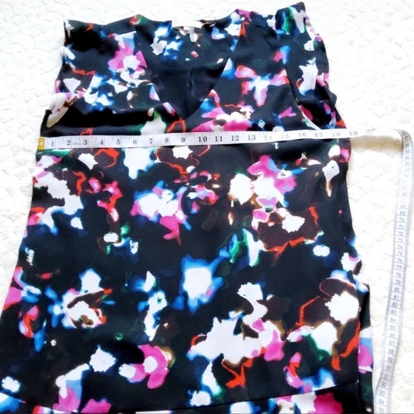 1. State floral mini dress v neck flutter sleeve - Picture 7 of 7